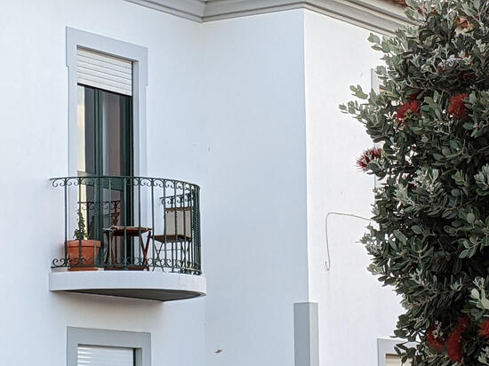 Unser "Lesebalkon" mit Aussicht (Appartment B )